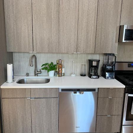 Urban Jungle Oasis In Queens! Apartment Ню Йорк Екстериор снимка