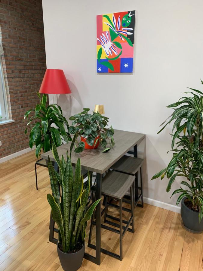Urban Jungle Oasis In Queens! Apartment Ню Йорк Екстериор снимка
