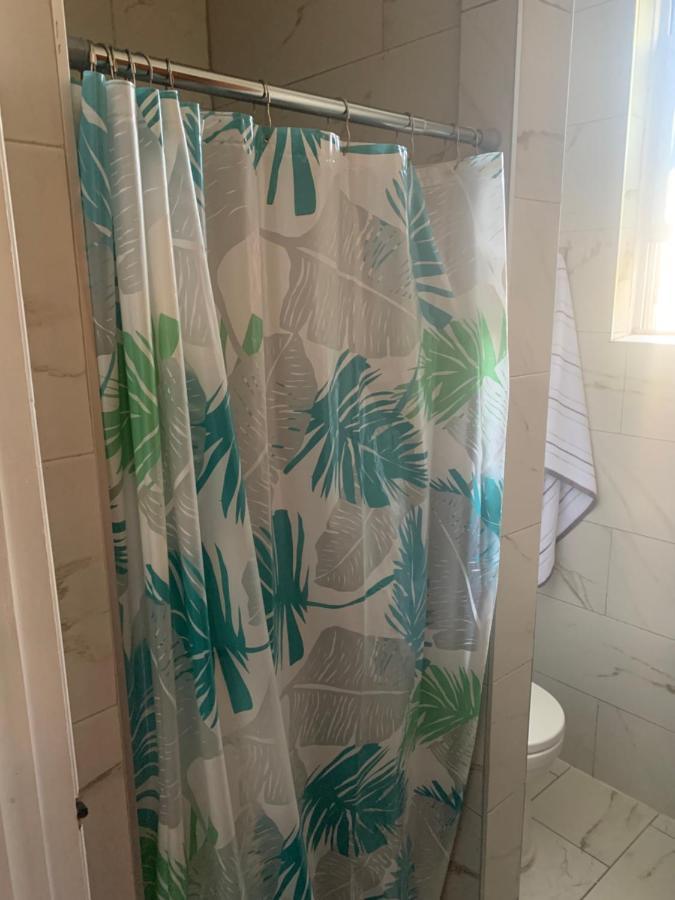 Urban Jungle Oasis In Queens! Apartment Ню Йорк Екстериор снимка